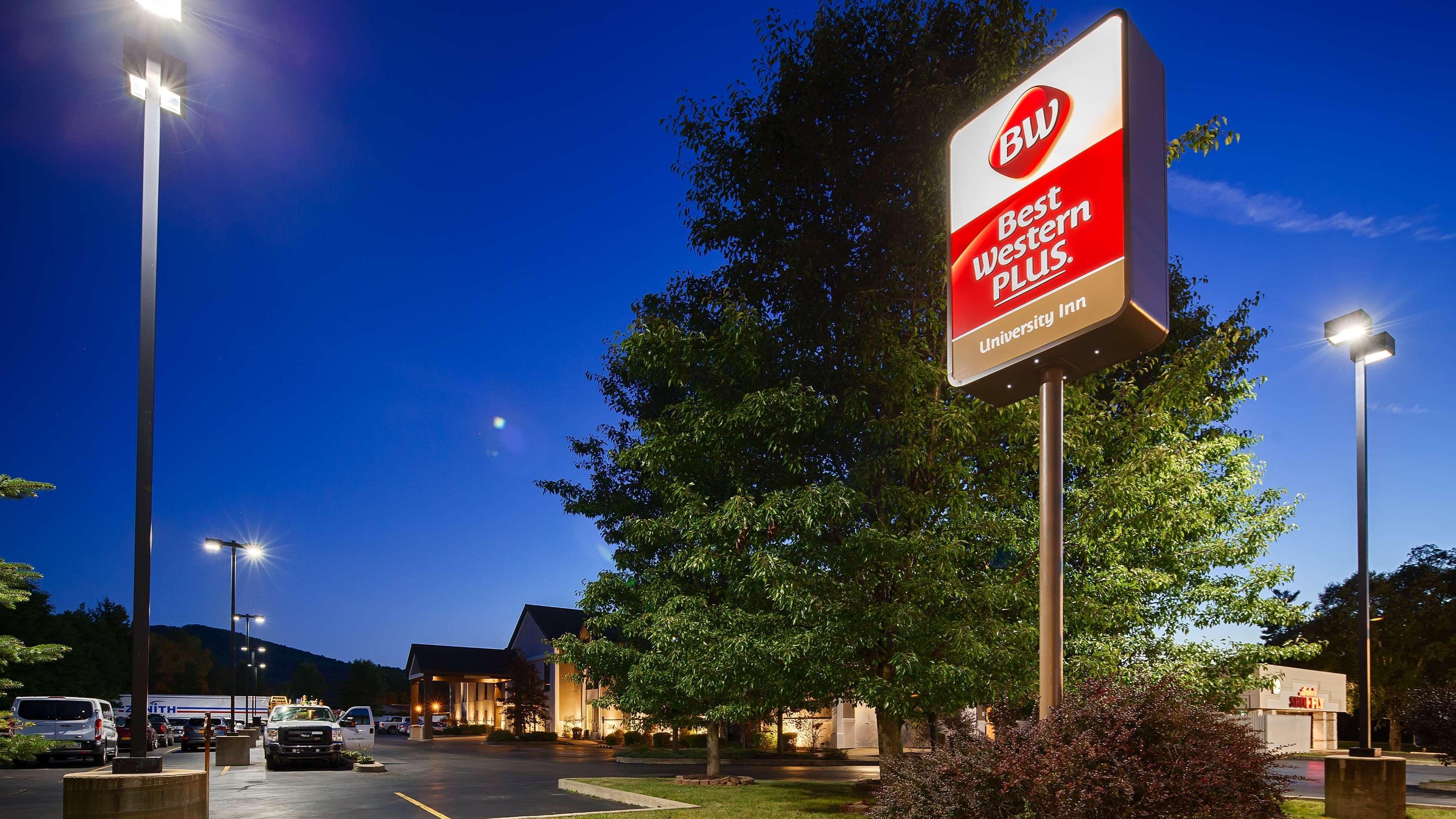 Best Western Plus University Inn Olean Exterior foto